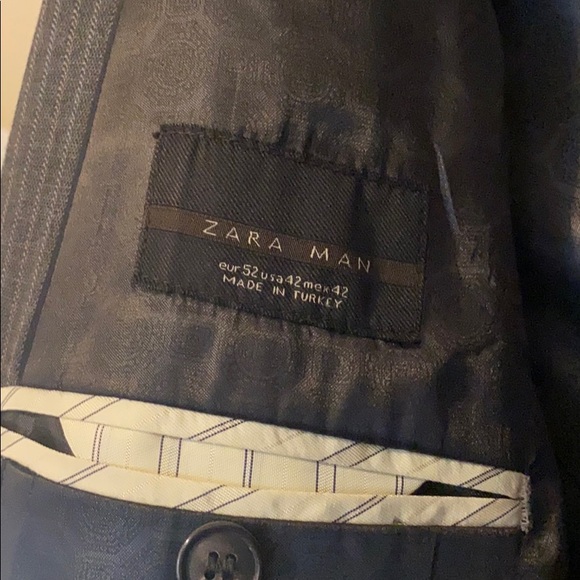 Zara Men’s Gray Pin Stripe Suit - Picture 3 of 8